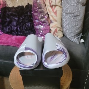 Gray printed inspired slides